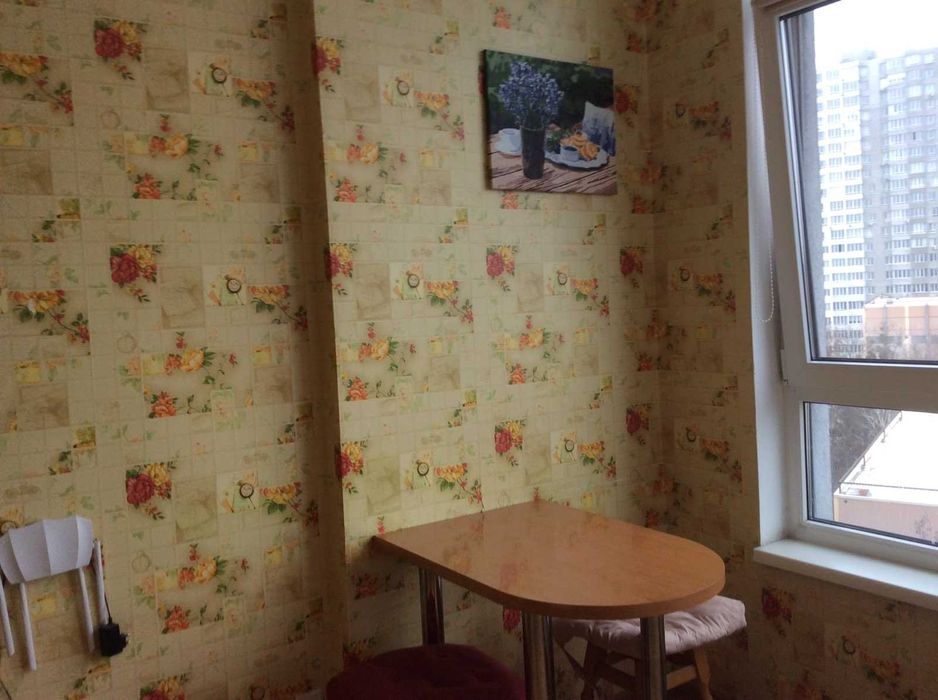 Продаж квартири з ремонтом та меблями вул. Ракетна 24 в Києві