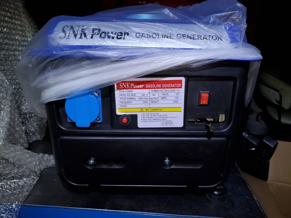 Бензиновий генератор 2 кВт SNKPower
