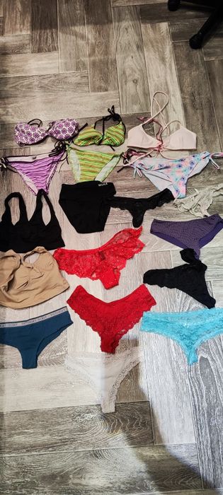 Великий пакет білизни - купальники, труси, стрінги, носки
