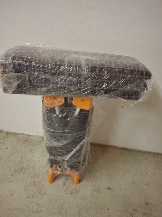 Łóżeczko turystyczne rozkładane.