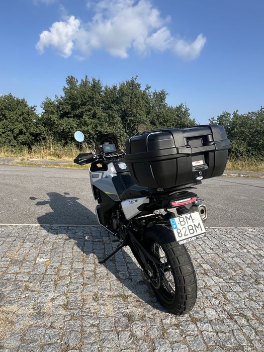 Husqvarna Norden 901 só 856 km 2024