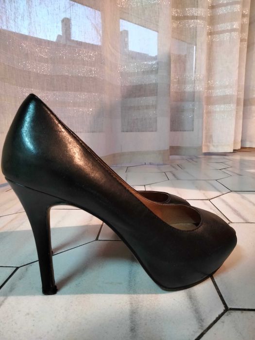 Sapatos senhora ALDO com pouco uso