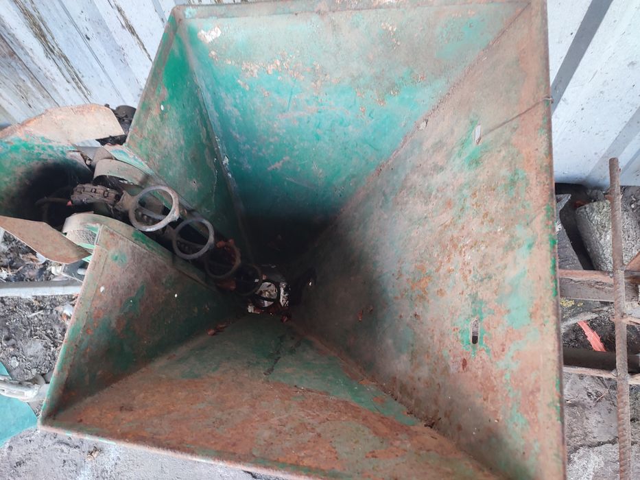 Картоплесажалка до мотоблока