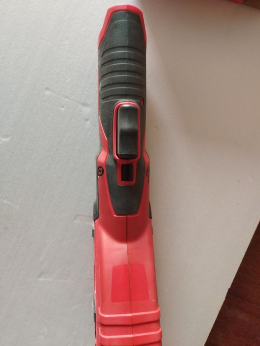 Труборіз Milwaukee m12