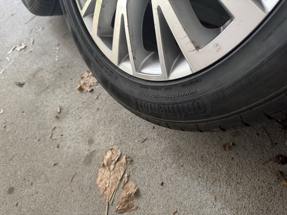 Komplet kół VW Sharan 17" - Continental ContiPremiumContact - felgi aluminiowe, stan BDB