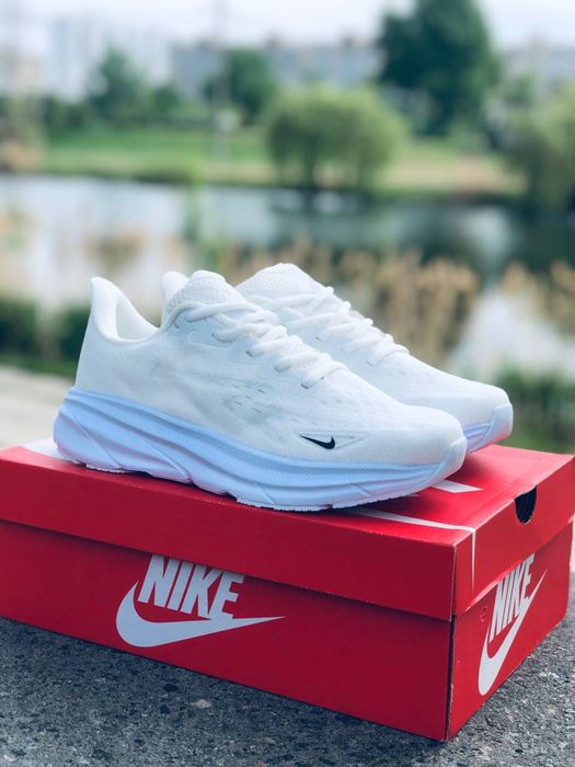 Размер 44! Скидка! Последняя пара! Найк красовки Белые кроссовки Nike летние кроссовки Найк беговые красовки Nike кросівки білі чоловічі розмір 44 топ