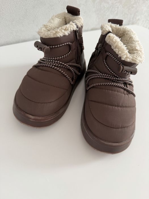 Зимові сапожки ZARA 27 р