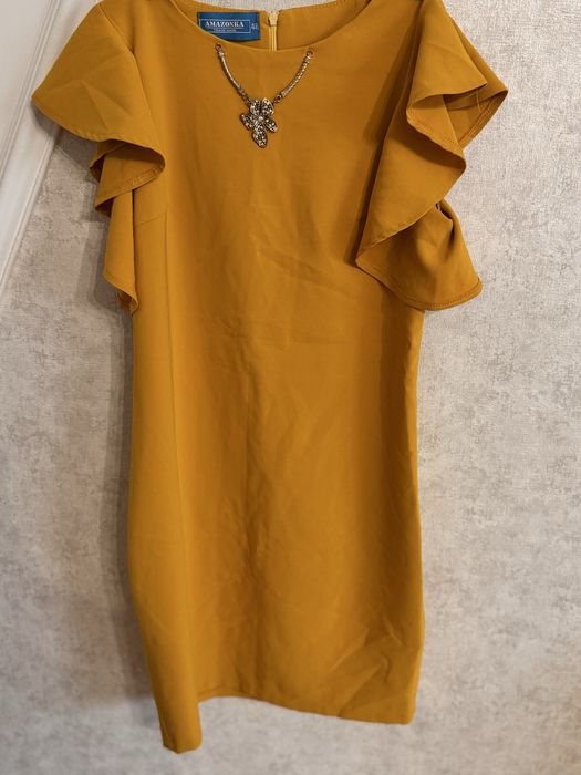 Плаття святкове жовте