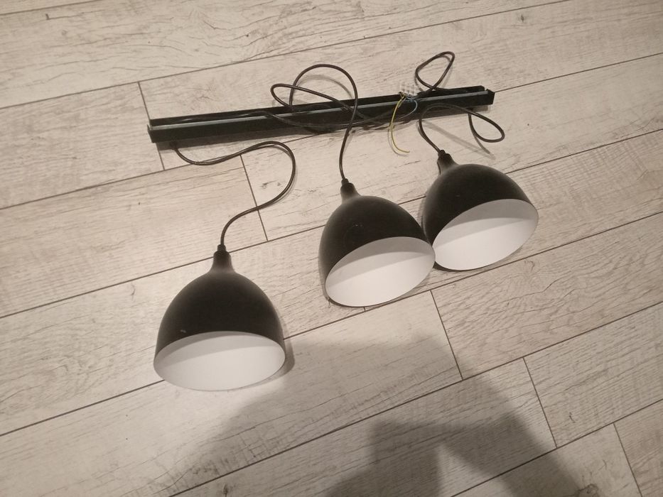 Lampa 3 klosze czarna plus 1 pojendyncza pakiet