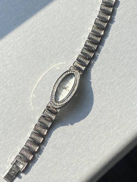 Zegarek Damski z Diamentami