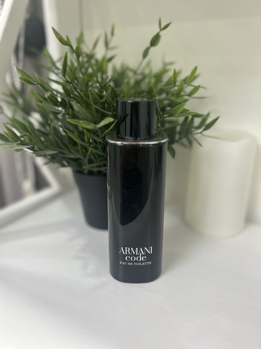 Туалетна вода Giorgio Armani Code