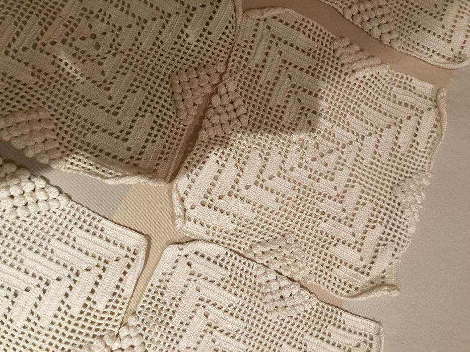 Renda: Quadrados de renda 0,25 x 0,25 cm