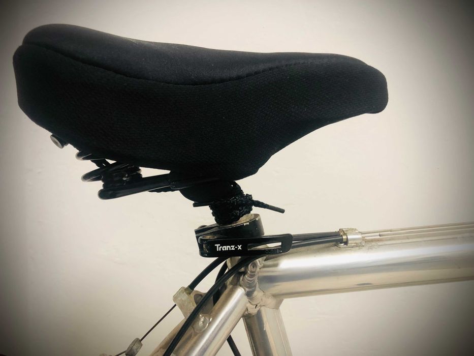 Bicicleta BTT c material Shimano