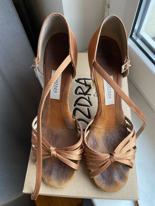 Buty do tanca towarzyskiego