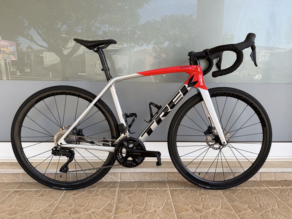 Bicicleta de estrada Trek di2 - Rodas carbono
