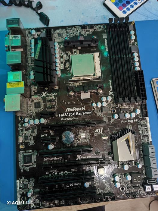 ASRock FM2A85X-ITX+AMD A10-6700+16GBメモリ