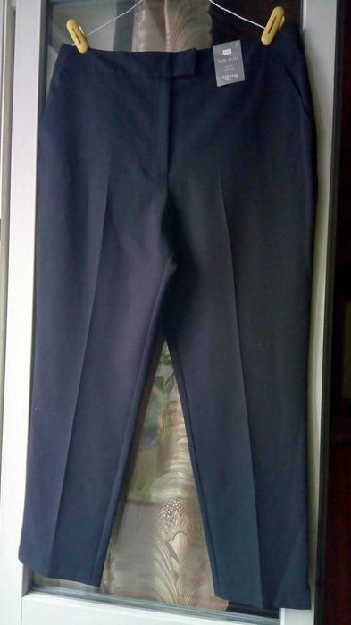 Брюки Slim F&F Новые укороченные стрейч р 16