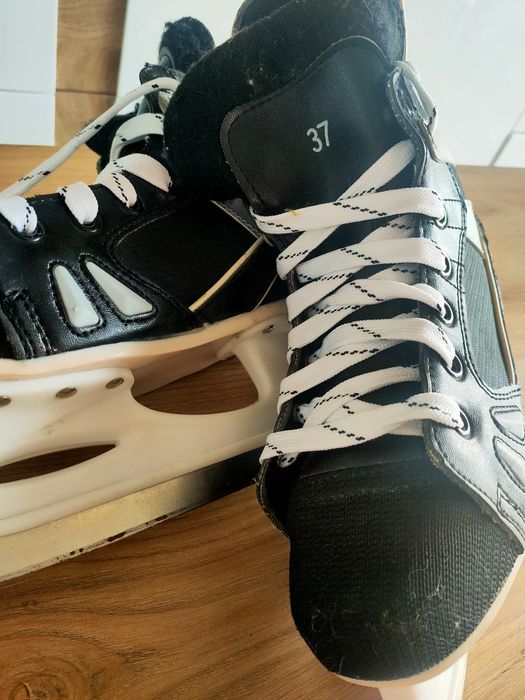 Sprzedam łyżwy hokejowe Norweskiej firmy Iskanten roz 37