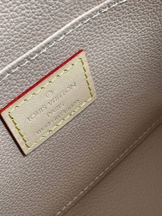 Косметичка Louis Vuitton Cosmetic, жіноча косметичка луі вітон