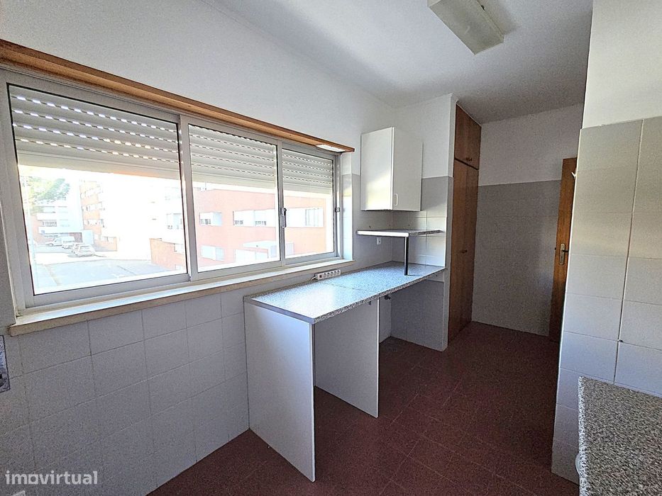 MONTE DA CAPARICA - T3 com Parqueamento