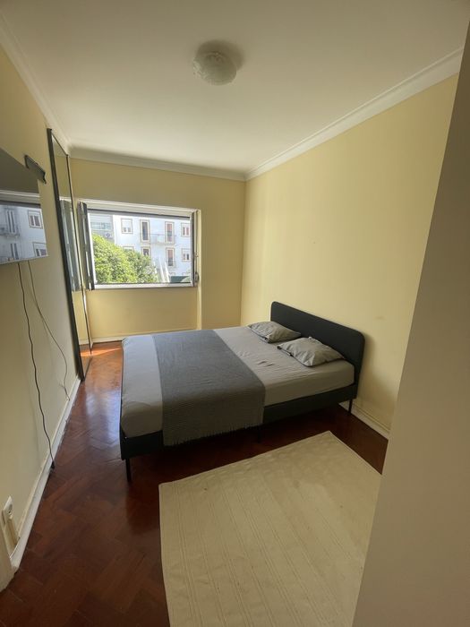 Quarto para Casal - Almirante Reis (2 pessoas)