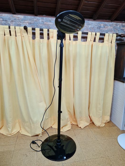 Aquecedor de pedestal