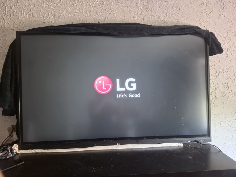Televisão LG de 85 ppolgadas