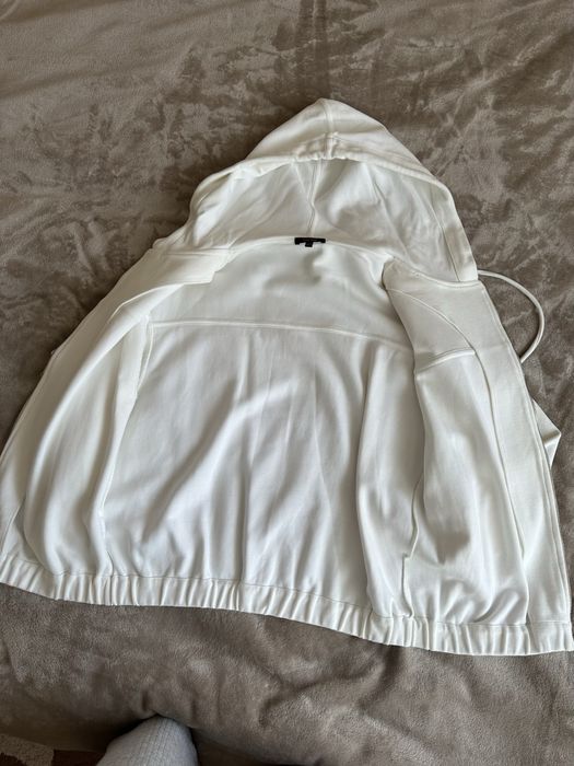 Жіночий костюм від Massimo Dutti