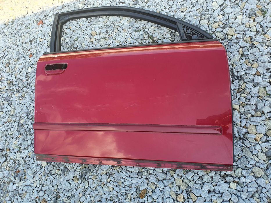 Audi A4 B6 drzwi prawy przód LY3C