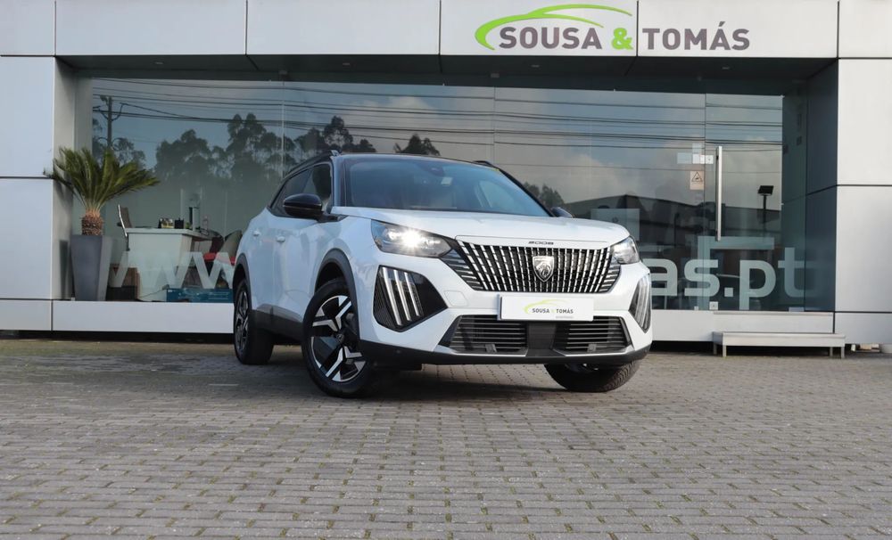 Peugeot 2008 PureTech 130 EAT8 GT