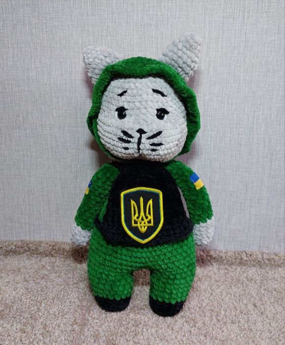 Амигуруми вязаный кот, котик ВСУ, военный кот. Котик - воїн ЗСУ. 40 см