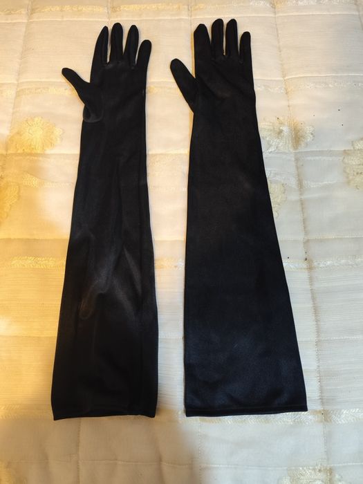 Vestido cerimónia em CETIM preto+ Luvas longas em CETIM preto