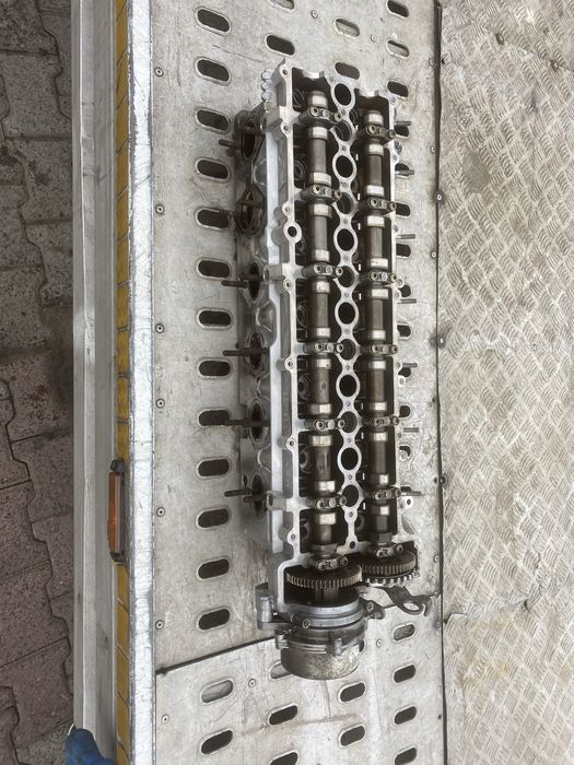 Głowica Wałki Rozrządu BMW E60 E61 E53 X5 M57 3.0d