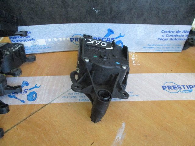 Motor da comporta da sofagem SKODA Octavia I Break (1U5)