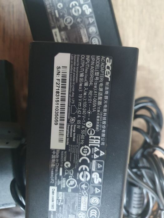 Зарядка зарядное блок питания живлення ACER SWIFT 3.0×1.0mm 65w ориг