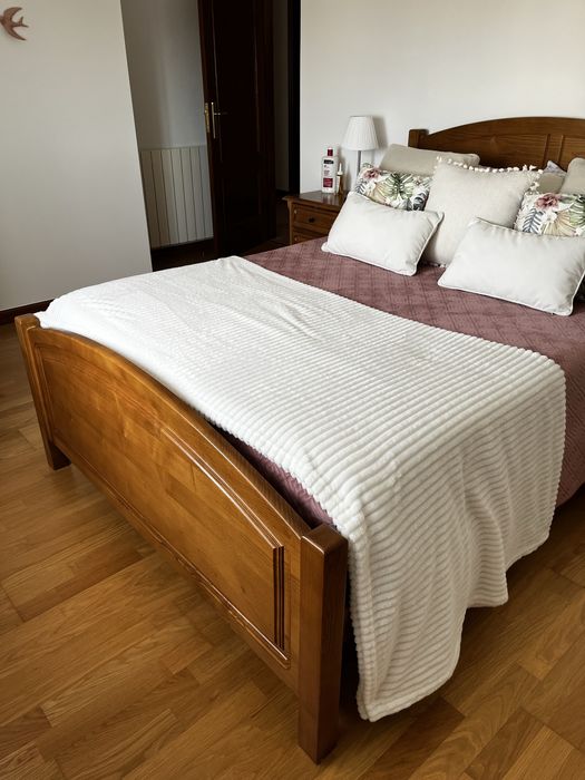 Cama de casal 140x200 + Colchao EMMA