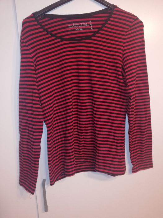 Czarno czerwony longsleeve vintage M