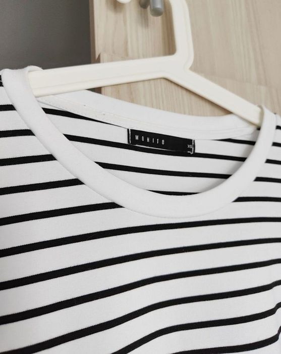 Bluzka w paski Mohito xS 34 lekka bluza z wiskozą longsleeve basic