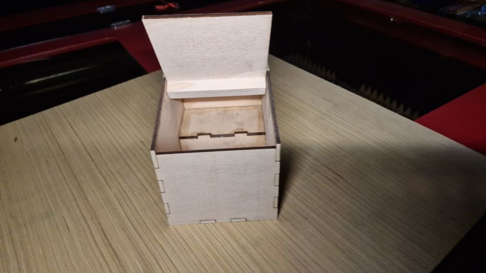 Ninhos de qualidade para diamante gold