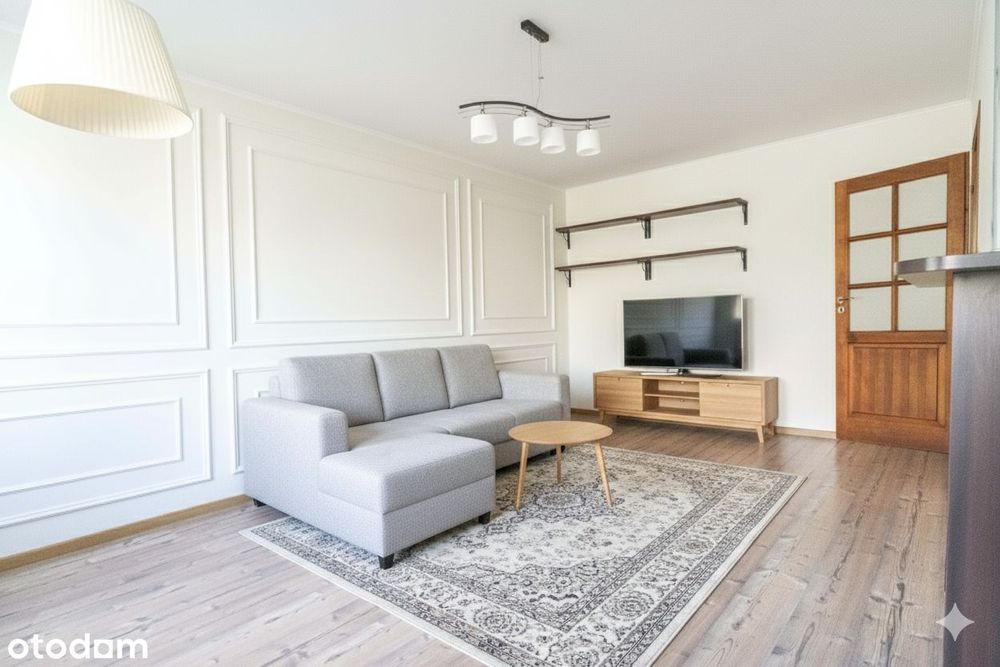 Przestronne Dwa Pokoje z Dużą Kuchnią oraz Garażem i Dużą Piwnicą!