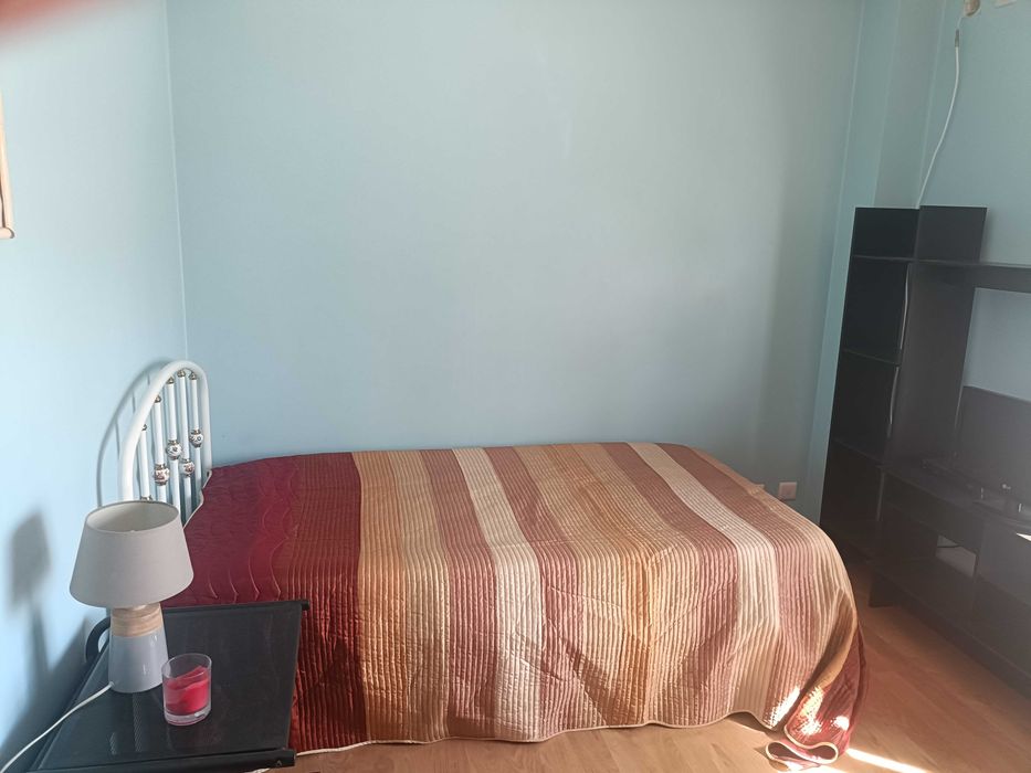 Quarto para arrendar