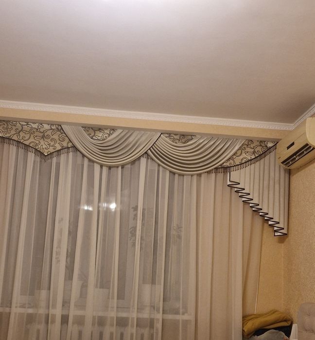 Гардини в кімнату
