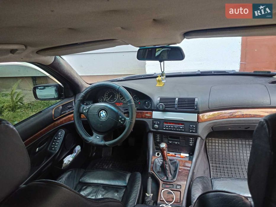 BMW 5 Series 1999 E39