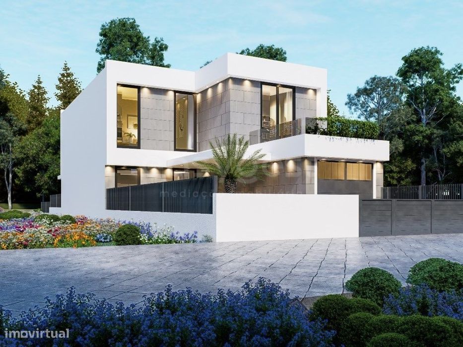 Moradia de arquitetura contemporânea Quinta do Texugo