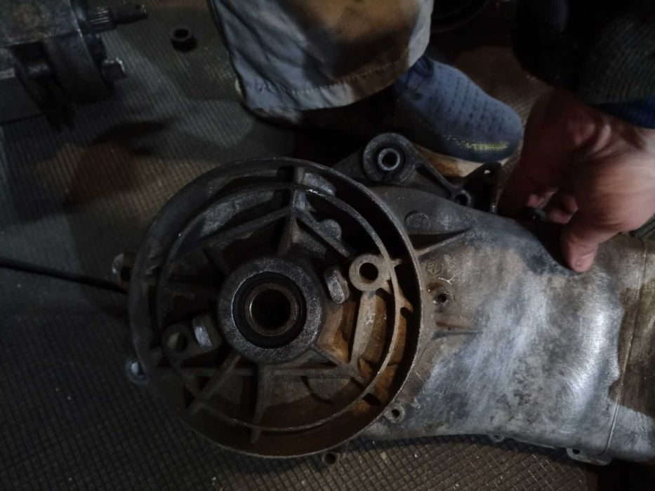 Картера на ЗДТ мотор Гилера- пиаджио 180 сс с редуктором в сборе