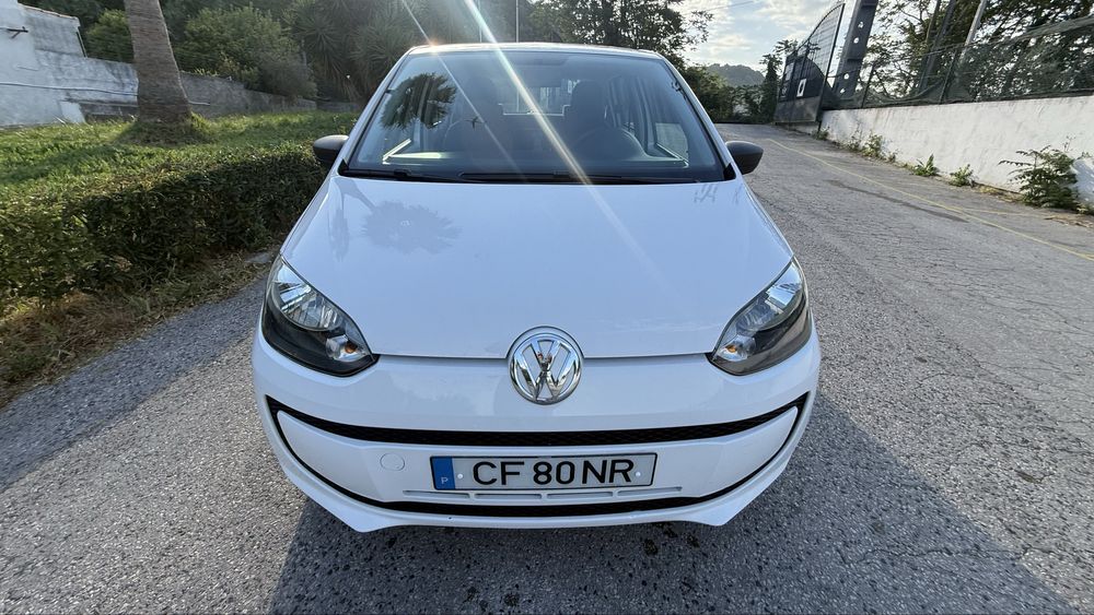 Volkswagen UP 1.0 Move 2014 GPS