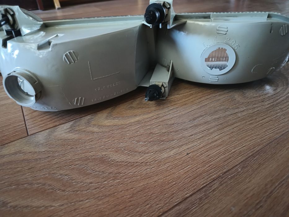 Фари Ford Taurus G2