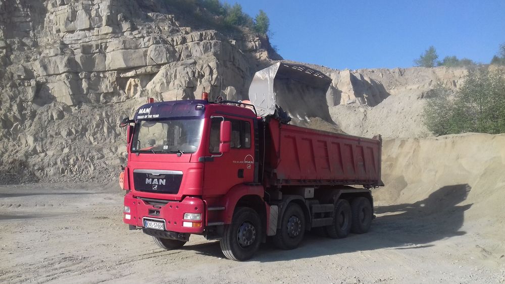 Transport wywrotką, Usługi koparką 14 ton i 24 tony