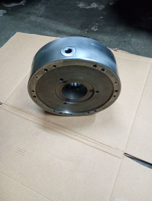 Uchwyt Tokarski 230mm