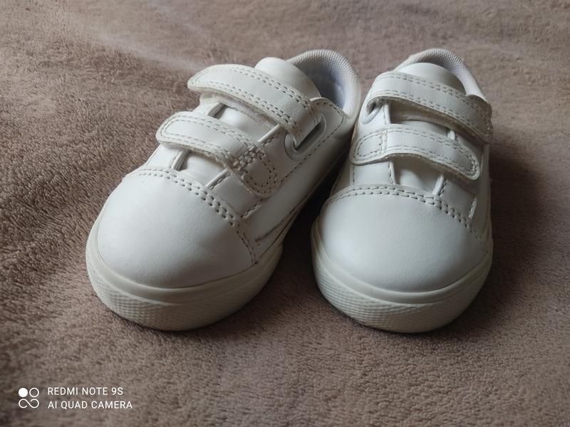 Кросівки білі,  сині Next, Reebok.  Кеди.